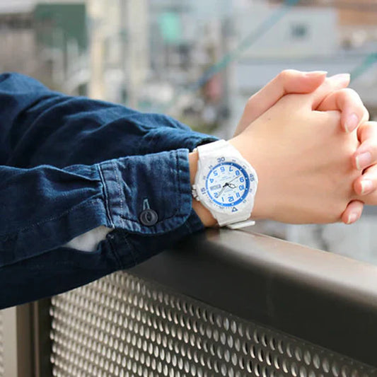 Casio Collection MRW-200HC-7B2 Military Men's Quartz White Watch