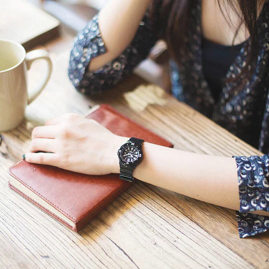 Casio Monter Black Rubber Black Dial For Women LRW-200H-1B