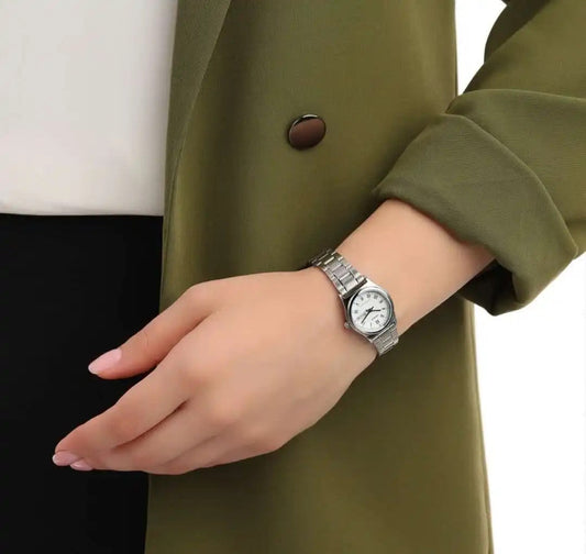 Casio Women's LTP-V006D-7BUDF 30mm Chrome Plated Case - Stainless Steel Band