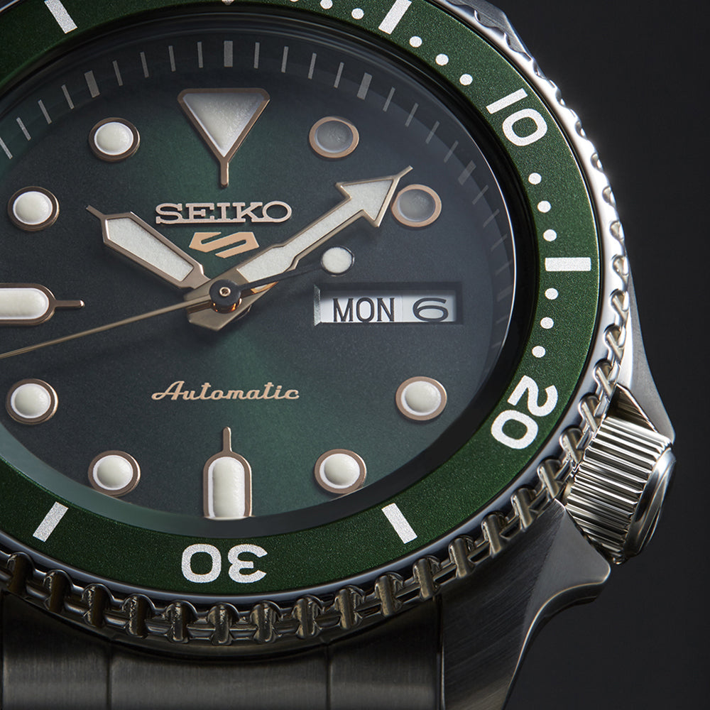 SEIKO SRPD63K1 SILVER STEEL BAND GREEN DIAL FOR MEN