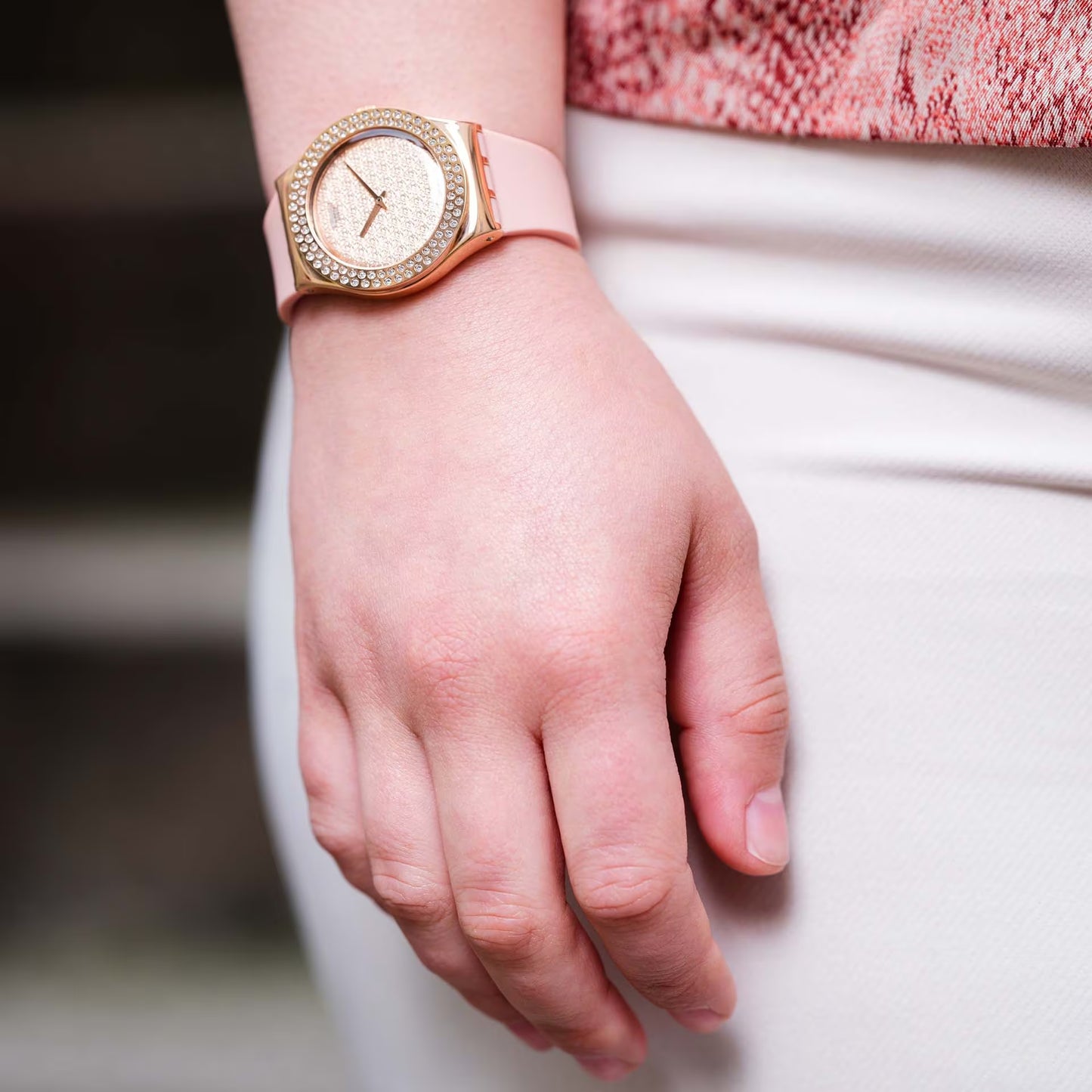 SWATCH YLG140 WOMEN WATCH