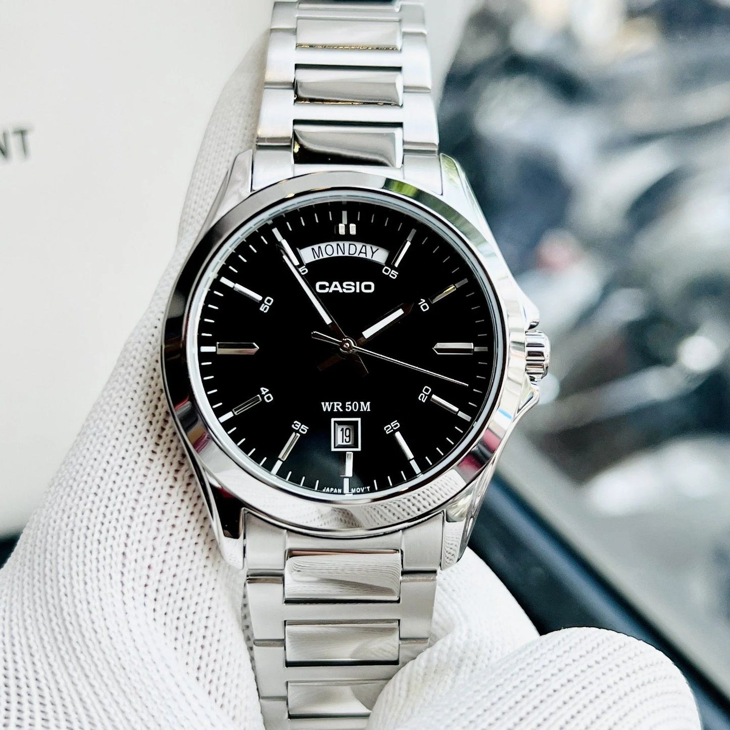 Casio Classic Silver Watch MTP1370D-1A1