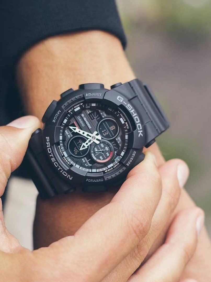 G-SHOCK GA-140-1A1 MEN WATCH