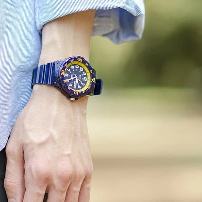 Casio Watches MRW-200HC-2BVDF, Strap. and other Wrist Watches