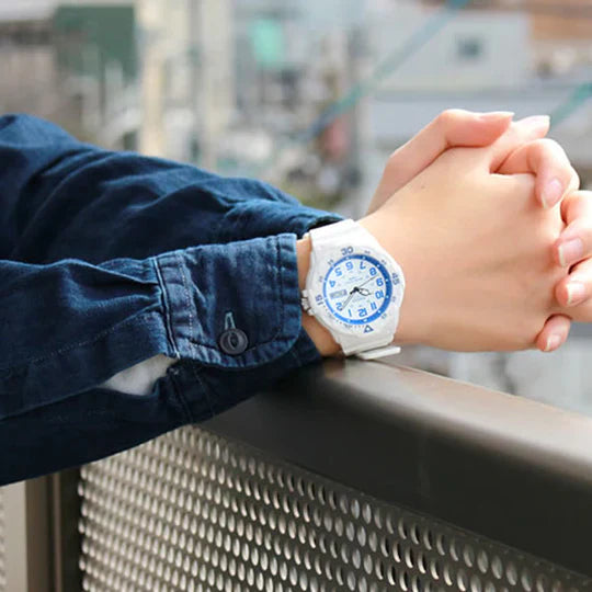 Casio Collection MRW-200HC-7B2 Military Men's Quartz White Watch