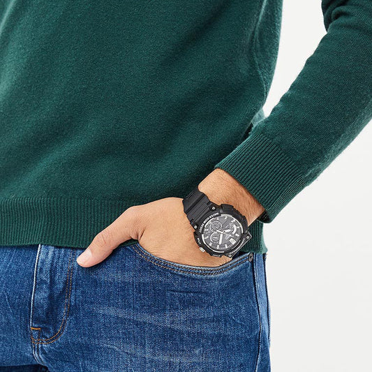 Casio Men's Quartz Retrograde Chronograph Date Indicator Black Resin Red Dial MCW-200H-1AV