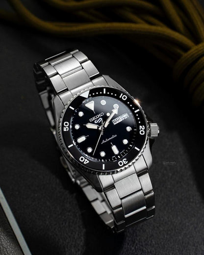 SEIKO SRPK29K1 SILVER STEEL BAND BLACK DIAL FOR MEN