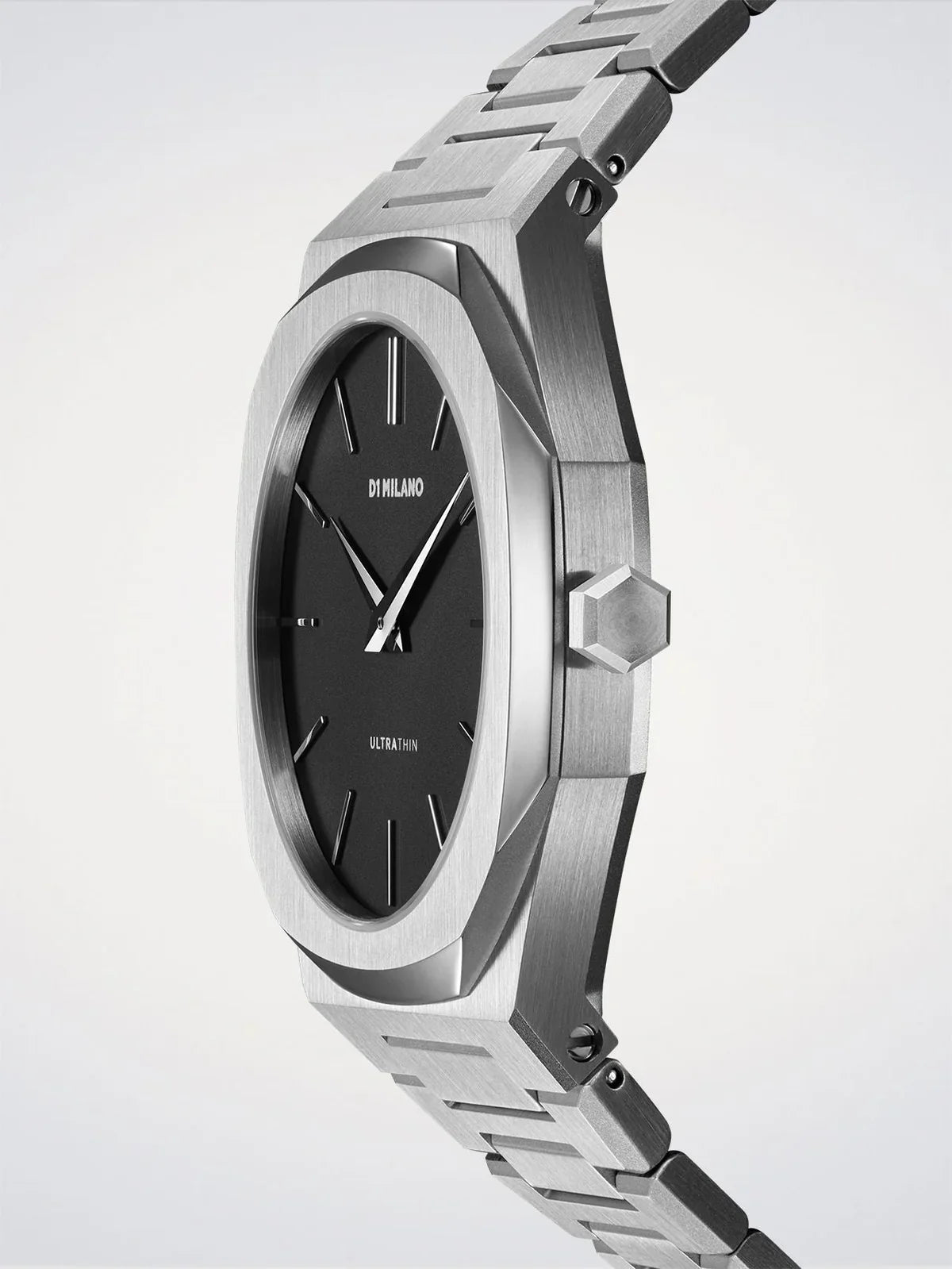 D1 MILANO D1-UTBJ40 SILVER STEEL BAND BLACK DIAL FOR MEN