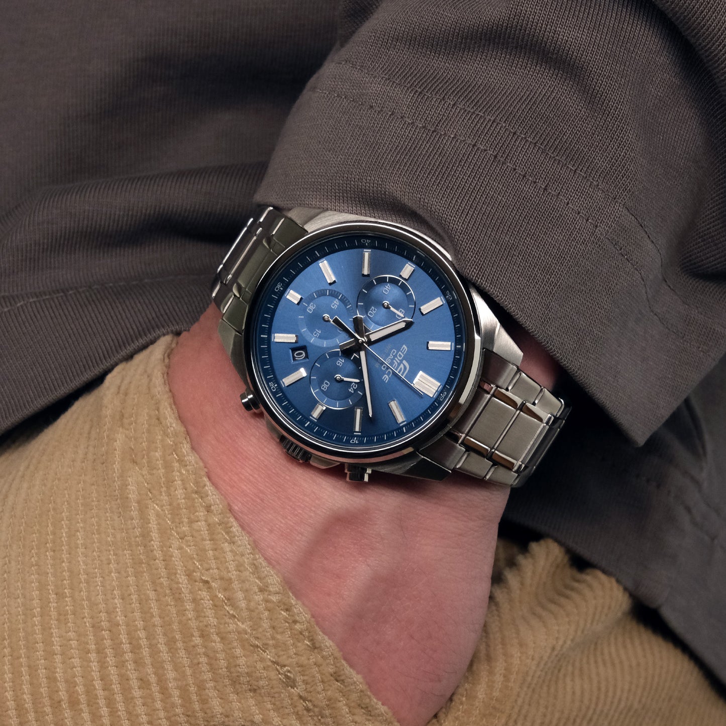 CASIO EDIFICE EFV-650D-2A MEN WATCH