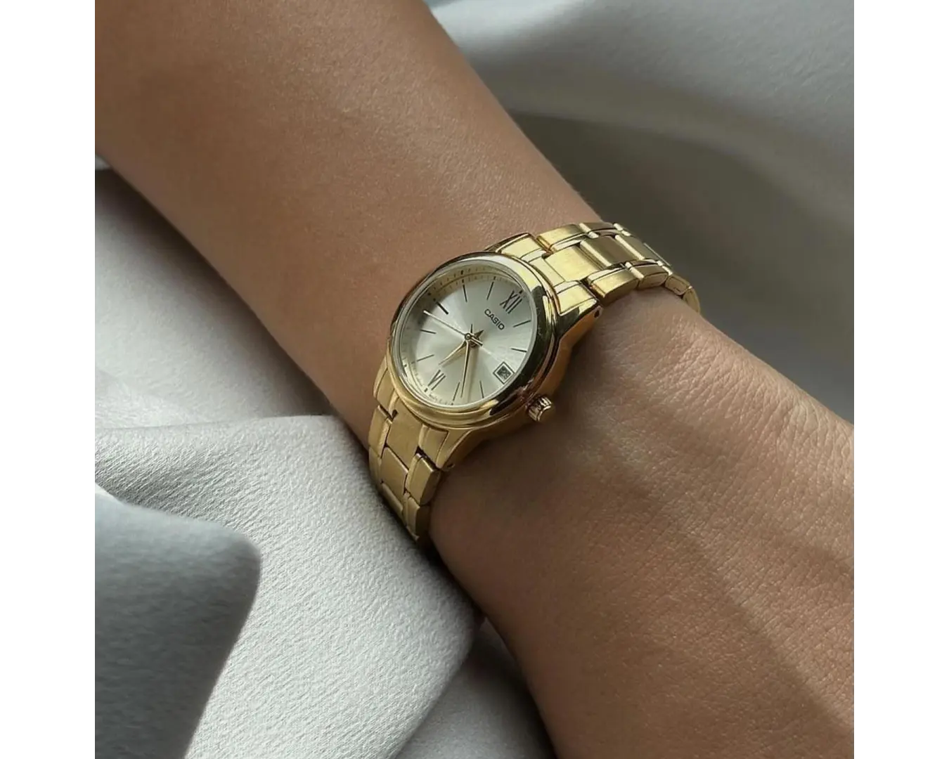 CASIO LTP-V002G-9B3 WOMEN WATCH