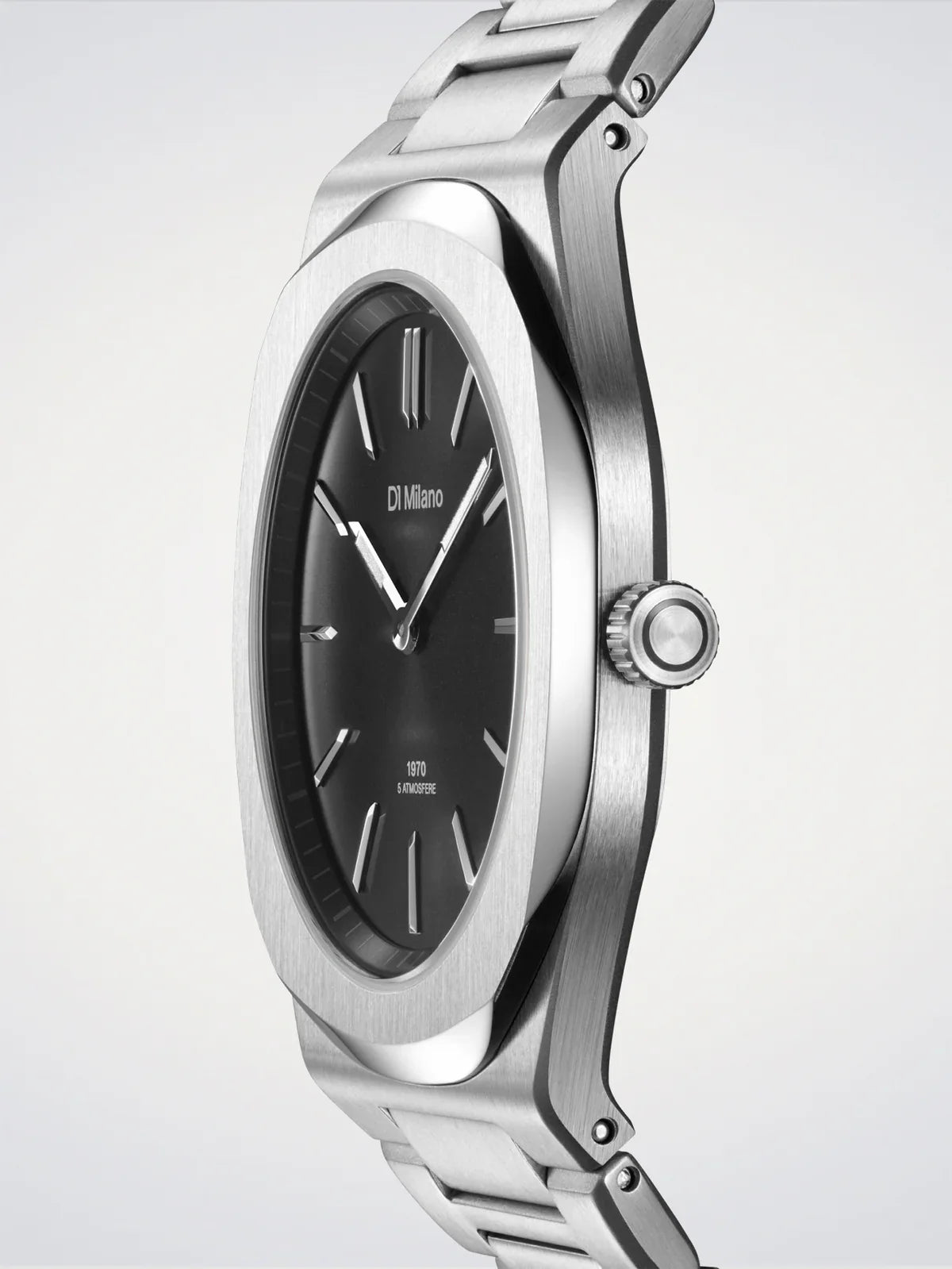 D1 MILANO D1-UHBJ01 SILVER STEEL BAND BLACK DIAL FOR MEN