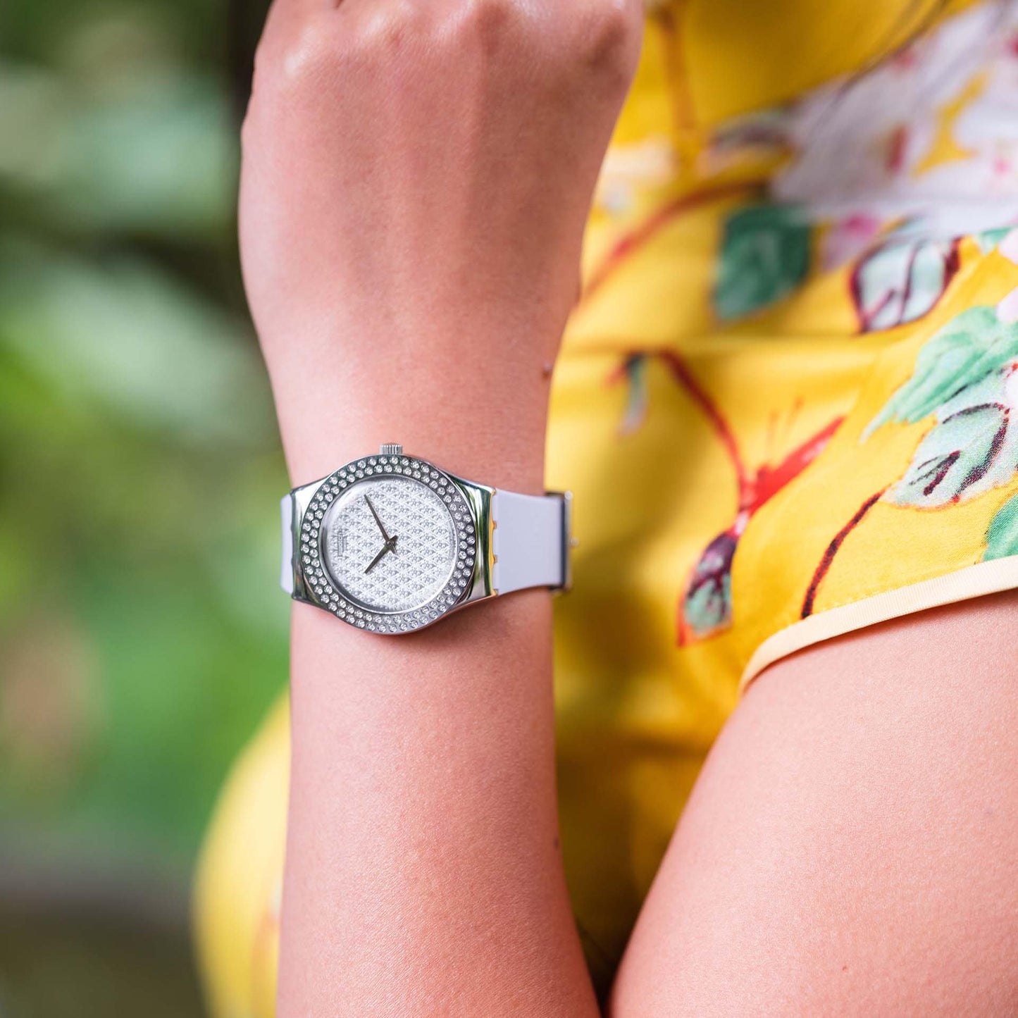 SWATCH YLS216 WOMEN WATCH