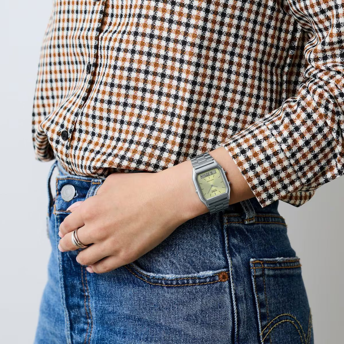 CASIO AQ-230A-9A UNISEX