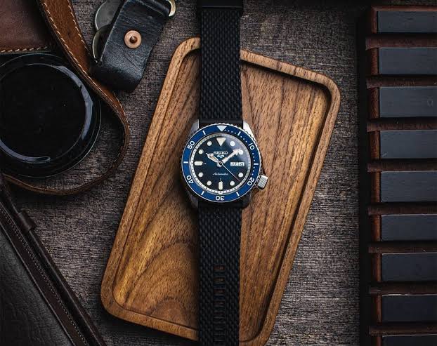 SEIKO SRPD71K2 FOR MEN