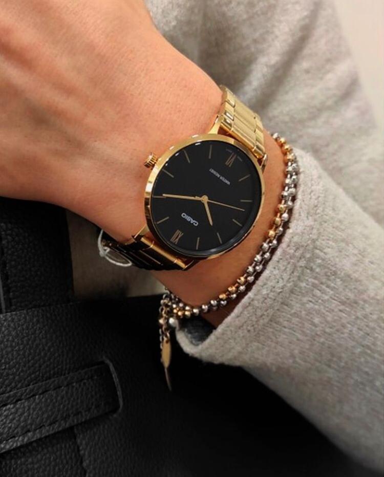 Casio LTP-VT01G-1B Gold Band for Women