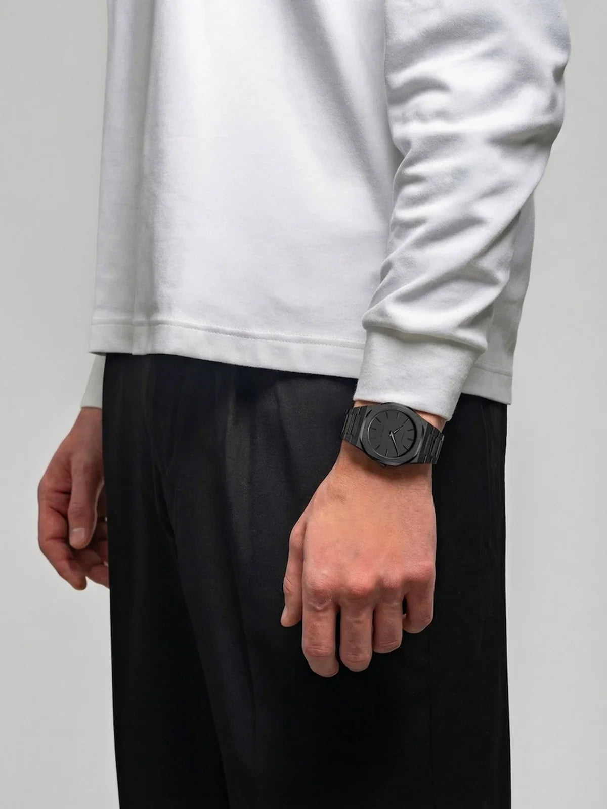 D1 MILANO D1-UTBJSH BLACK STEEL BAND BLACK DIAL FOR MEN